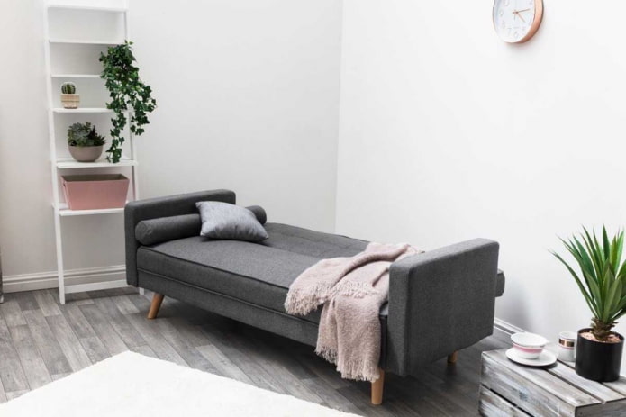 диван-кровать в скандинавском стиле