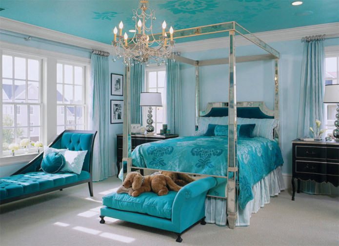 классическая синяя спальня