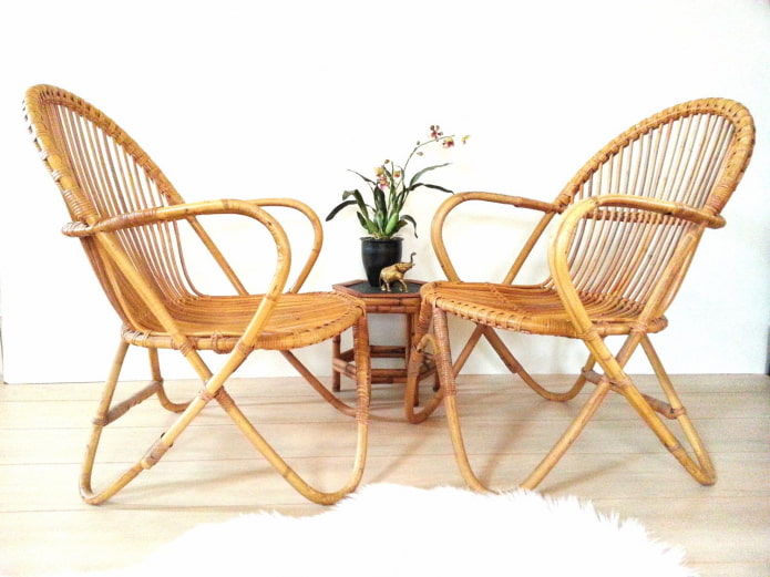 бамбуковые стулья