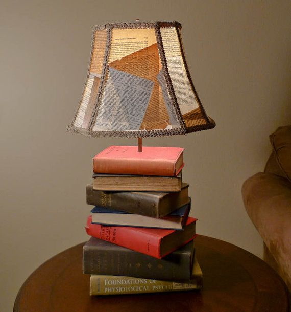 Декоративные светильники с книгами