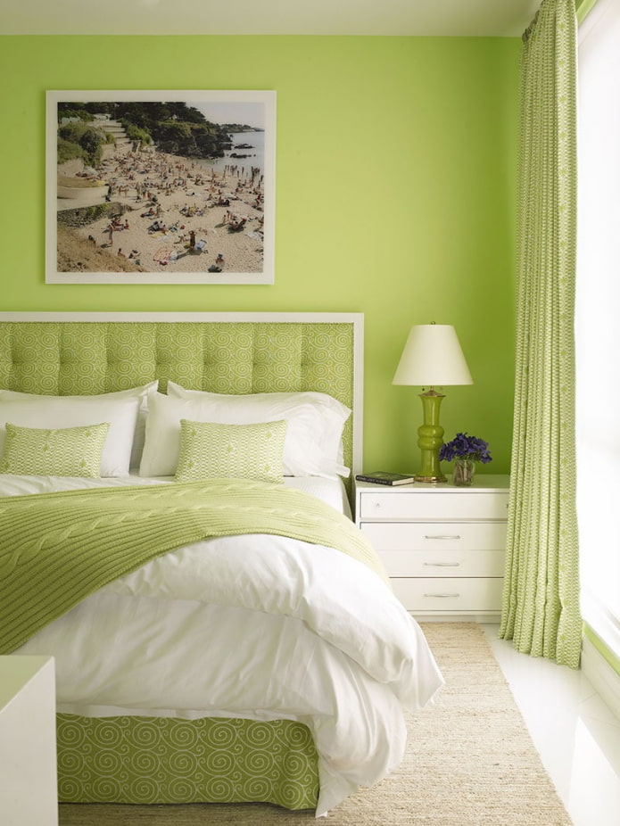 спальня в зелени