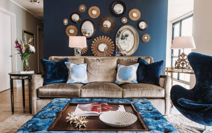 Коричнево-голубой цвет в интерьере гостиной