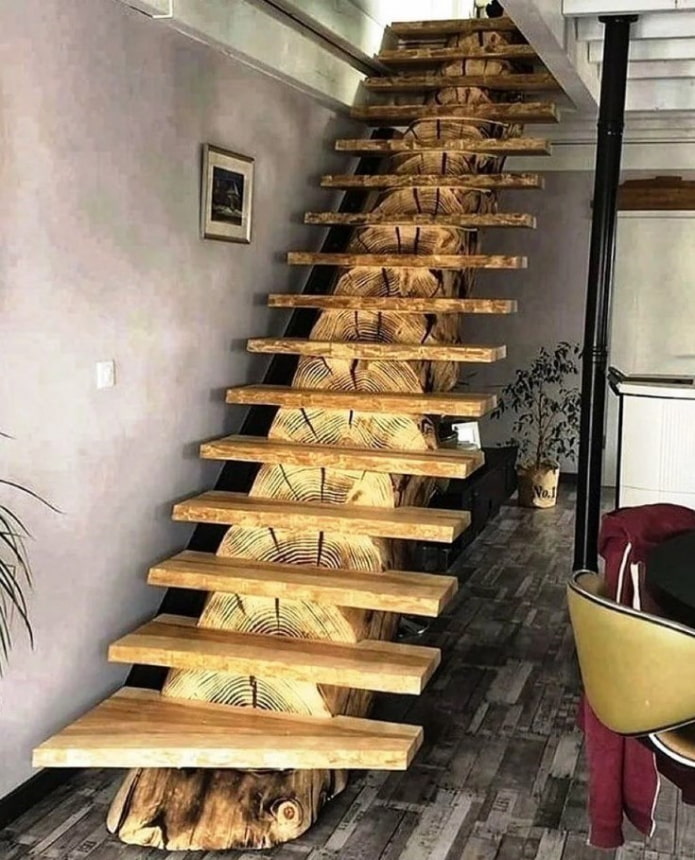 пиленая лестница