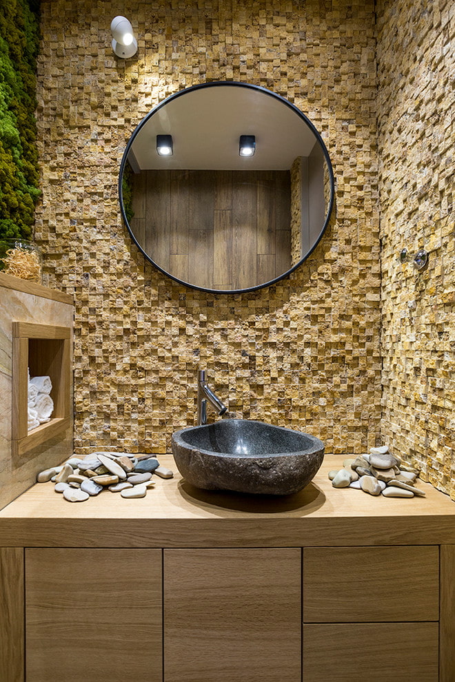 каменная мозаика в ванной комнате