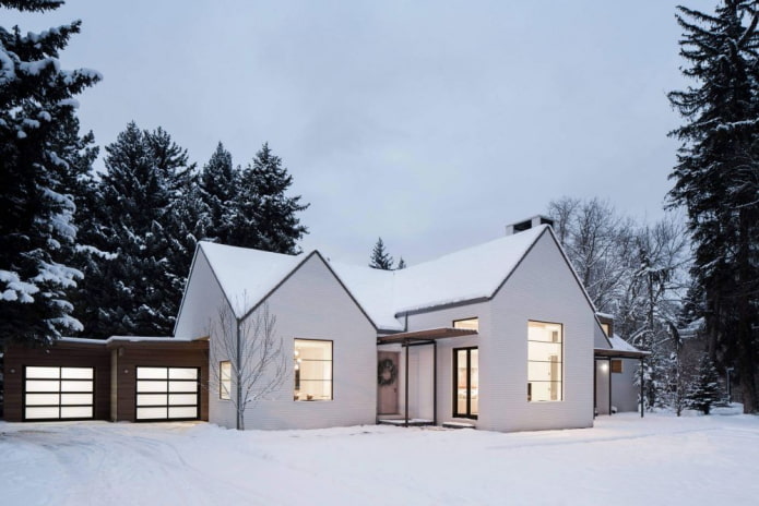 белый дом в скандинавском стиле