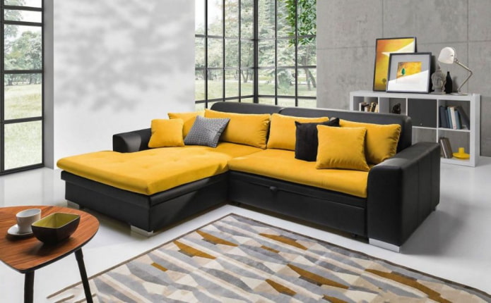 черно-желтый диван в интерьере
